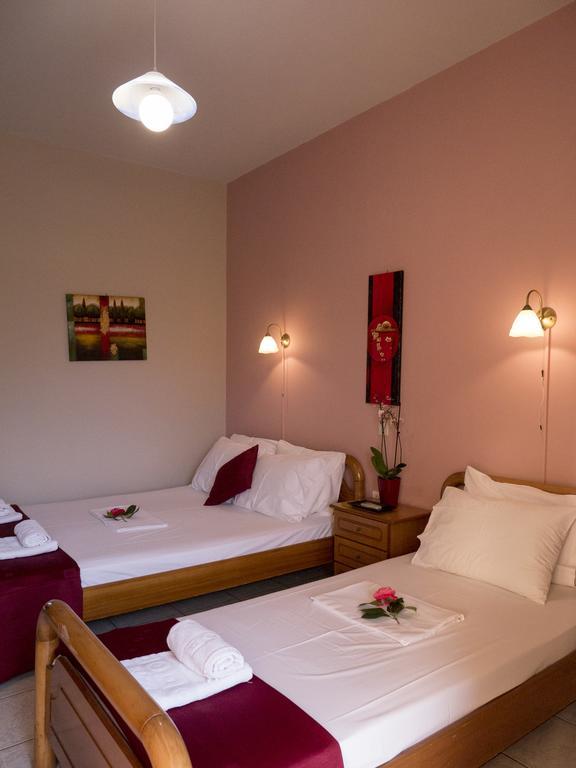 Leader Apartment Митикас Стая снимка